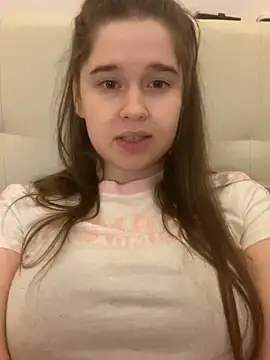 Snapshot of HornyGirlH chatting on October 8, 2025, 11:46 pm HornyGirlH online show from October 8, 2025, 11:46 pm