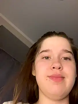 Snapshot of HornyGirlH chatting on November 7, 2025, 3:39 am HornyGirlH online show from November 7, 2025, 3:39 am