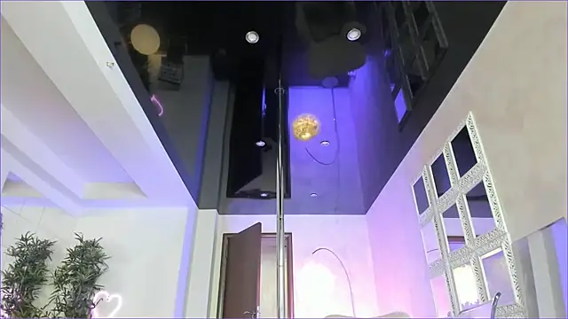 Snapshot of LisaAkira chatting on November 13, 2025, 7:29 am LisaAkira online show from November 13, 2025, 7:29 am