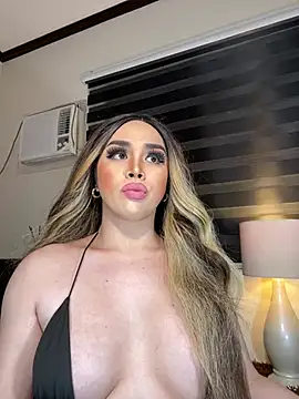 MISSANACONDA online show from January 15, 2025, 3:07 pm