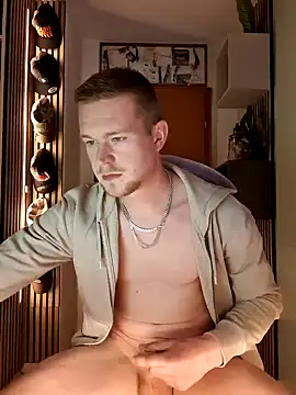 Snapshot of Playbunniboy chatting on February 19, 2025, 5:38 pm Playbunniboy online show from February 19, 2025, 5:38 pm