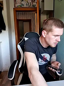 Snapshot of Playbunniboy chatting on March 30, 2026, 7:20 am Playbunniboy online show from March 30, 2026, 7:20 am