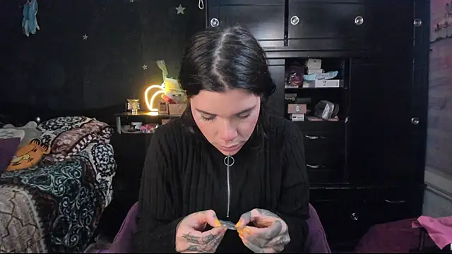 Snapshot of Lilmarieee chatting on January 27, 2025, 10:38 pm Lilmarieee online show from January 27, 2025, 10:38 pm