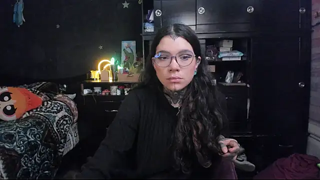 Snapshot of Lilmarieee chatting on February 17, 2025, 10:58 pm Lilmarieee online show from February 17, 2025, 10:58 pm