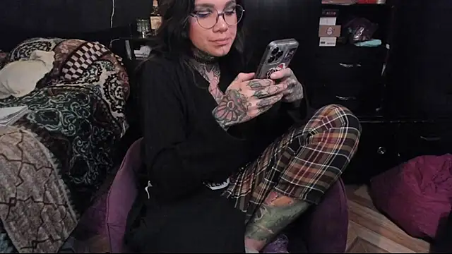 Snapshot of Lilmarieee chatting on March 15, 2025, 1:41 am Lilmarieee online show from March 15, 2025, 1:41 am