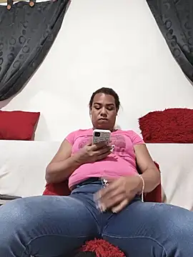 Snapshot of NatiBrunet chatting on May 25, 2026, 3:23 am NatiBrunet online show from May 25, 2026, 3:23 am