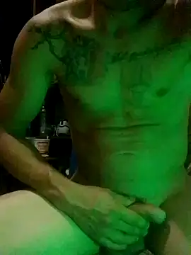 Snapshot of landy20cm chatting on October 3, 2025, 10:34 am landy20cm online show from October 3, 2025, 10:34 am