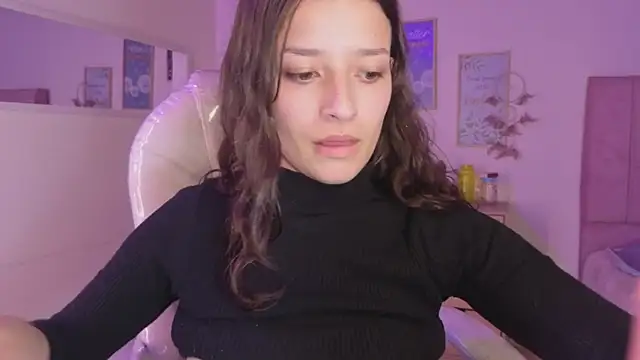 Amaia Daniells online show from October 30, 2025, 4:25 am