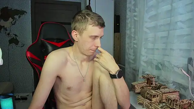 Snapshot of alex13ho chatting on March 2, 2025, 3:37 pm alex13ho online show from March 2, 2025, 3:37 pm