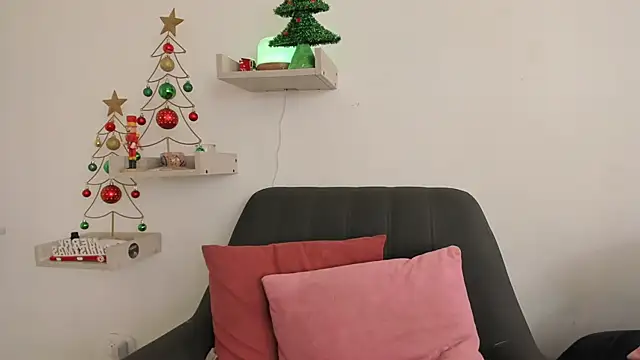 Ash milk online show from December 29, 2024, 9:30 pm