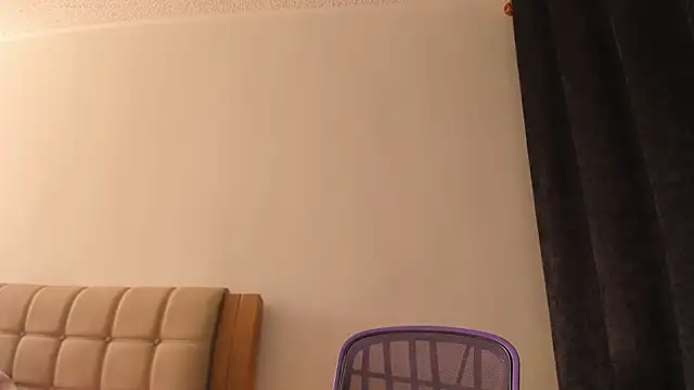 Ash milk online show from January 8, 2025, 4:33 pm