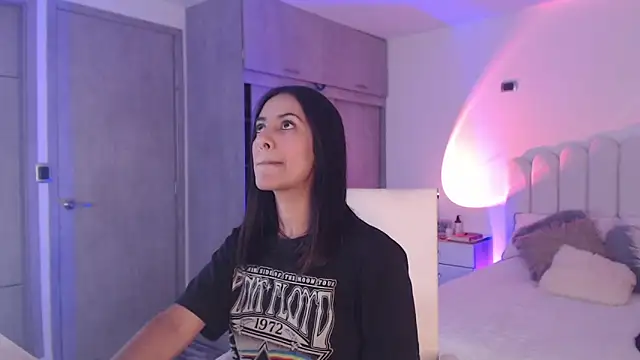 Brown skin11 online show from February 27, 2025, 7:37 pm