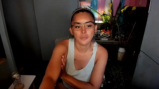 QuiinMollyXxX online show from March 8, 2026, 2:04 am