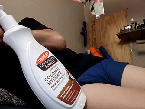 sausylolly online show from November 26, 2025, 11:00 am