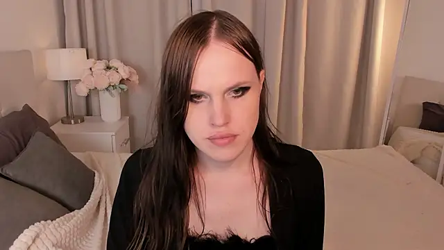 EffieMinki online show from February 27, 2026, 10:21 pm