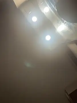 Emma roqueen online show from November 11, 2025, 1:05 am