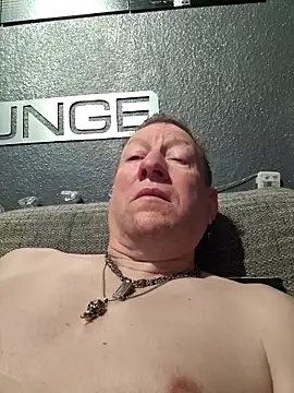 tomtom111111 online show from February 22, 2026, 9:57 pm