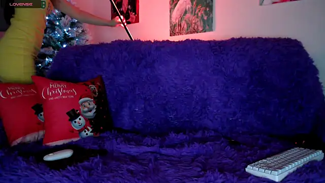 Snapshot of Lili_asian chatting on December 21, 2024, 7:49 pm Lili asian online show from December 21, 2024, 7:49 pm