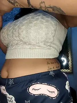 Snapshot of SexyFriends_ chatting on October 30, 2025, 3:19 am SexyFriends online show from October 30, 2025, 3:19 am