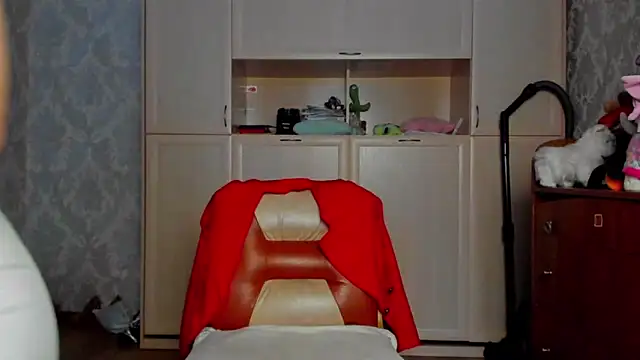 Snapshot of BrightBurst chatting on April 1, 2026, 7:31 am BrightBurst online show from April 1, 2026, 7:31 am