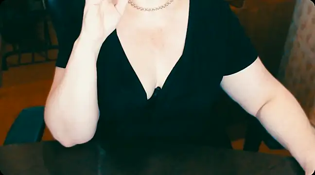 AlisaHot55 online show from February 6, 2025, 2:04 pm