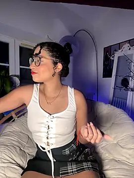 Lauyako online show from November 19, 2025, 4:01 am