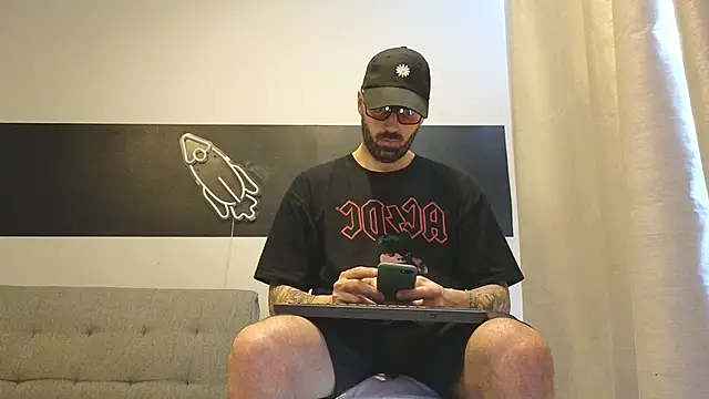 MattxFeet online show from January 13, 2026, 5:18 pm