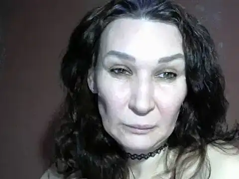 PrettyAndWild online show from February 6, 2025, 5:19 pm