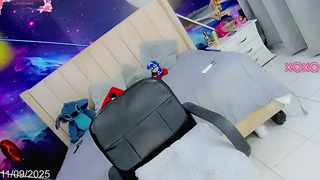 Nella Dolls online show from September 12, 2025, 4:56 am