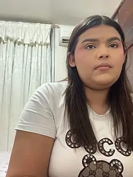 Lia sexx online show from February 2, 2026, 6:50 pm