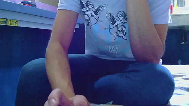 Latinopervs online show from July 12, 2026, 10:56 pm