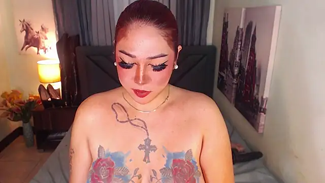 Snapshot of Transdomts4u chatting on February 11, 2025, 12:28 am Transdomts4u online show from February 11, 2025, 12:28 am