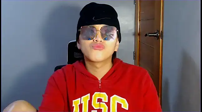 WONDERWOMAN2023 online show from December 12, 2024, 1:32 am