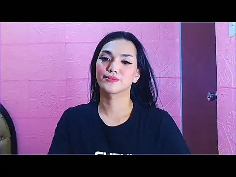 WONDERWOMAN2023 online show from October 15, 2025, 7:08 am