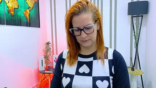 Britney taylor  online show from October 24, 2025, 12:08 am