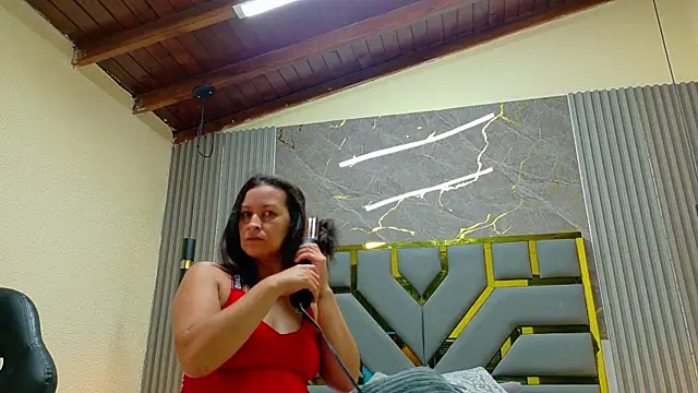 Snapshot of Britney_taylor_ chatting on July 23, 2026, 8:40 pm Britney taylor online show from July 23, 2026, 8:40 pm