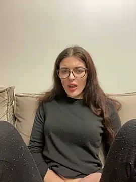 Snapshot of little_belucci chatting on January 10, 2025, 3:27 pm little belucci online show from January 10, 2025, 3:27 pm