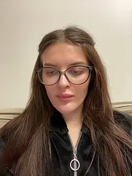 Snapshot of little_belucci chatting on January 28, 2025, 3:25 pm little belucci online show from January 28, 2025, 3:25 pm