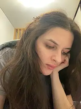 Snapshot of little_belucci chatting on February 5, 2025, 8:14 pm little belucci online show from February 5, 2025, 8:14 pm