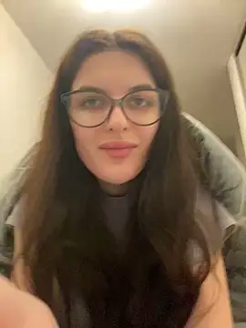 Snapshot of little_belucci chatting on February 6, 2025, 7:29 pm little belucci online show from February 6, 2025, 7:29 pm