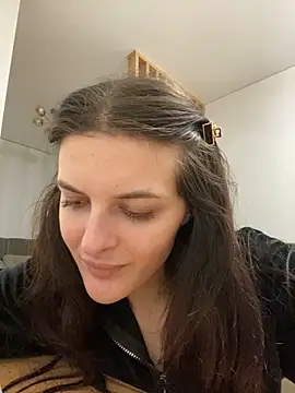 Snapshot of little_belucci chatting on February 10, 2025, 5:41 pm little belucci online show from February 10, 2025, 5:41 pm