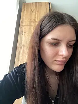 Snapshot of little_belucci chatting on February 26, 2025, 1:19 pm little belucci online show from February 26, 2025, 1:19 pm