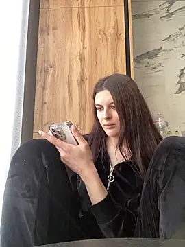 Snapshot of little_belucci chatting on March 1, 2025, 9:15 pm little belucci online show from March 1, 2025, 9:15 pm