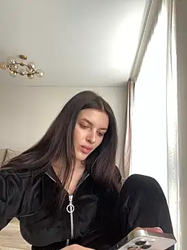 Snapshot of little_belucci chatting on January 18, 2026, 12:53 pm little belucci online show from January 18, 2026, 12:53 pm