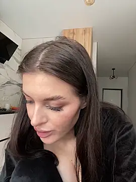 Snapshot of little_belucci chatting on February 22, 2026, 2:15 pm little belucci online show from February 22, 2026, 2:15 pm