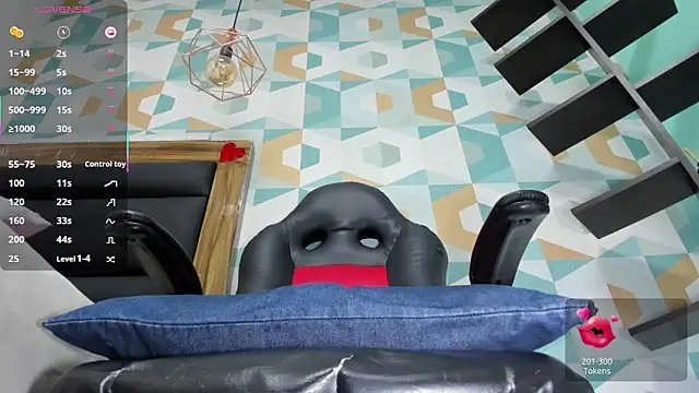 ADELINA CONTE online show from October 3, 2025, 12:57 pm