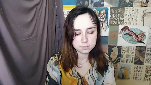 Snapshot of VeryVeryVeryShy_ chatting on December 20, 2024, 9:32 am VeryVeryVeryShy online show from December 20, 2024, 9:32 am