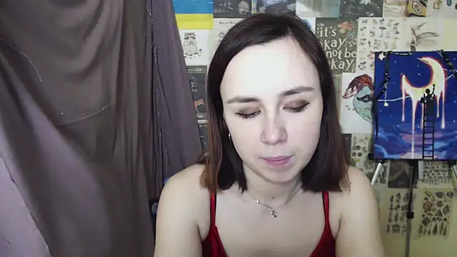 Snapshot of VeryVeryVeryShy_ chatting on March 8, 2025, 10:43 am VeryVeryVeryShy online show from March 8, 2025, 10:43 am