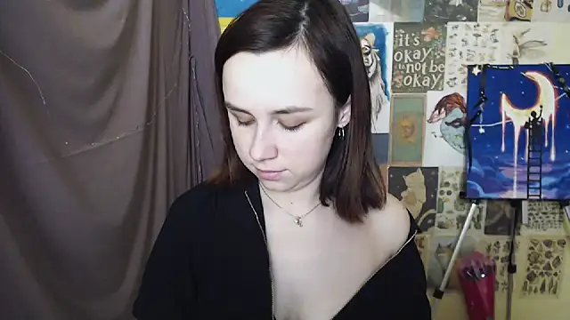 Snapshot of VeryVeryVeryShy_ chatting on March 9, 2025, 9:57 am VeryVeryVeryShy online show from March 9, 2025, 9:57 am