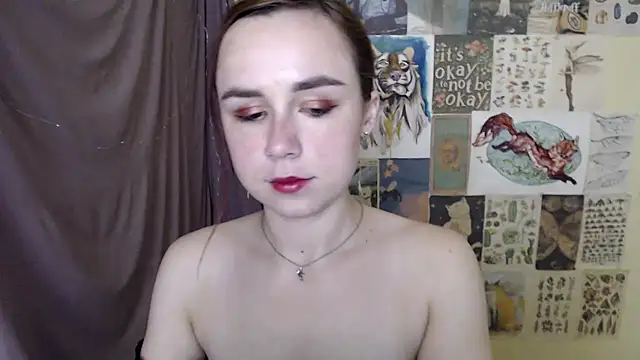 VeryVeryVeryShy  online show from November 18, 2025, 10:09 am